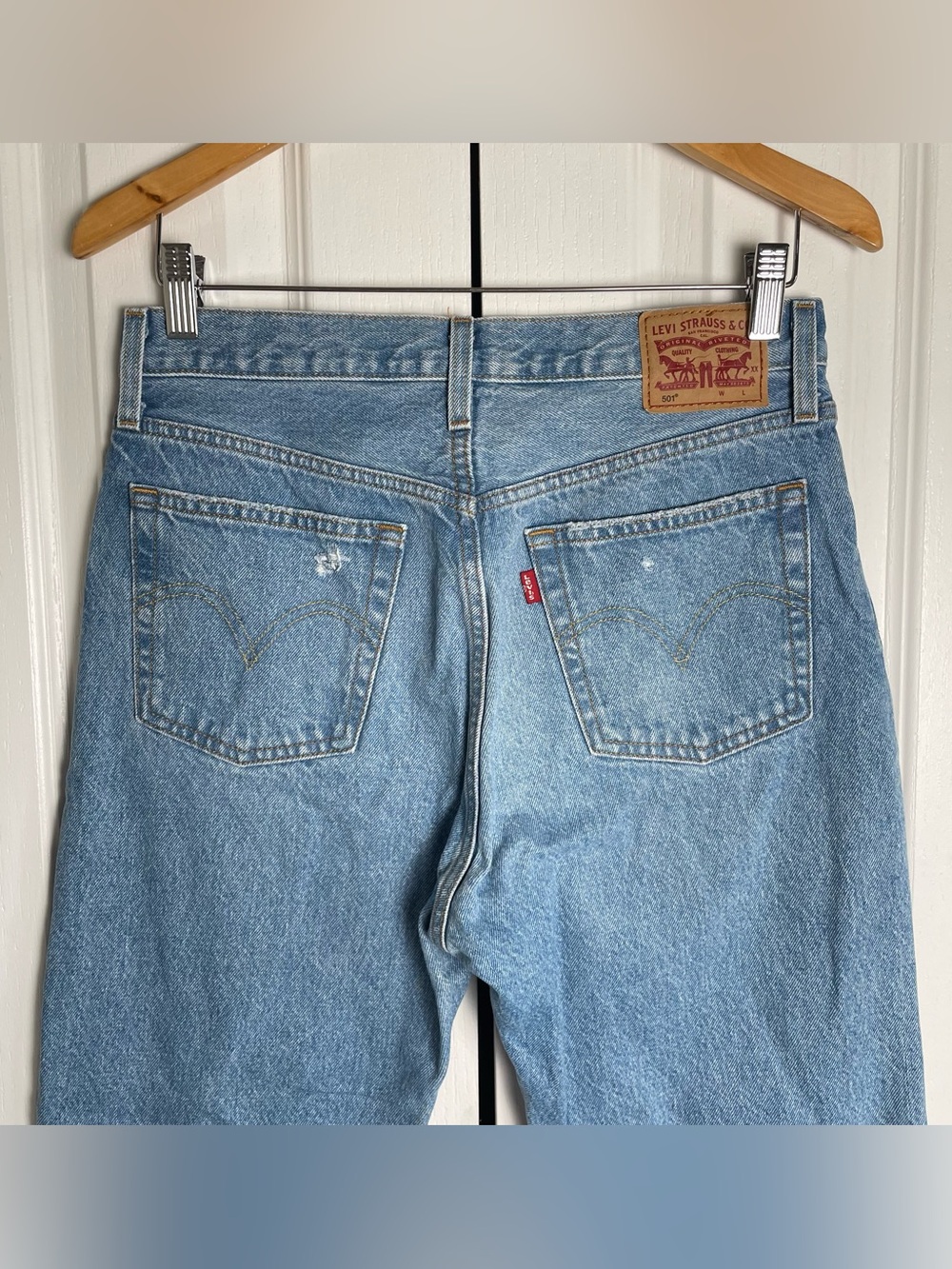 Levi’s 501 Original Cropped Jeans Women’s 29x26 Blue Button Fly Straight Leg - Picture 5 of 15